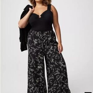 Torrid Black Floral Wide-Leg Pants